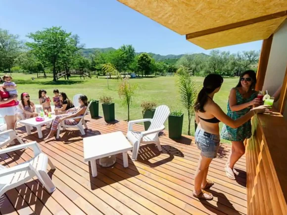 Hotel Radio, Valle Hermoso