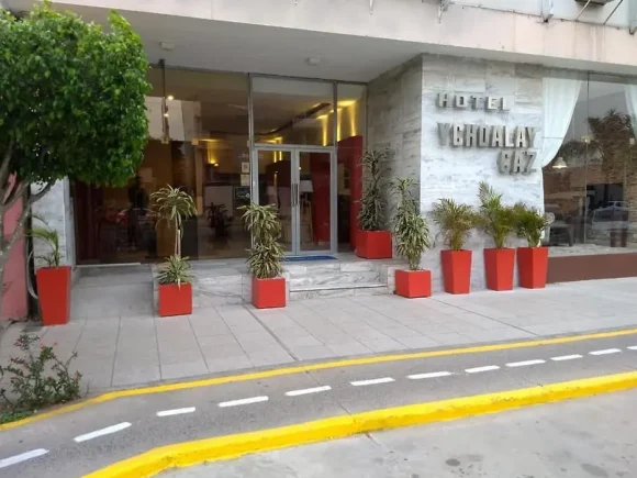 Hotel Ychoalay Caz, Reconquista